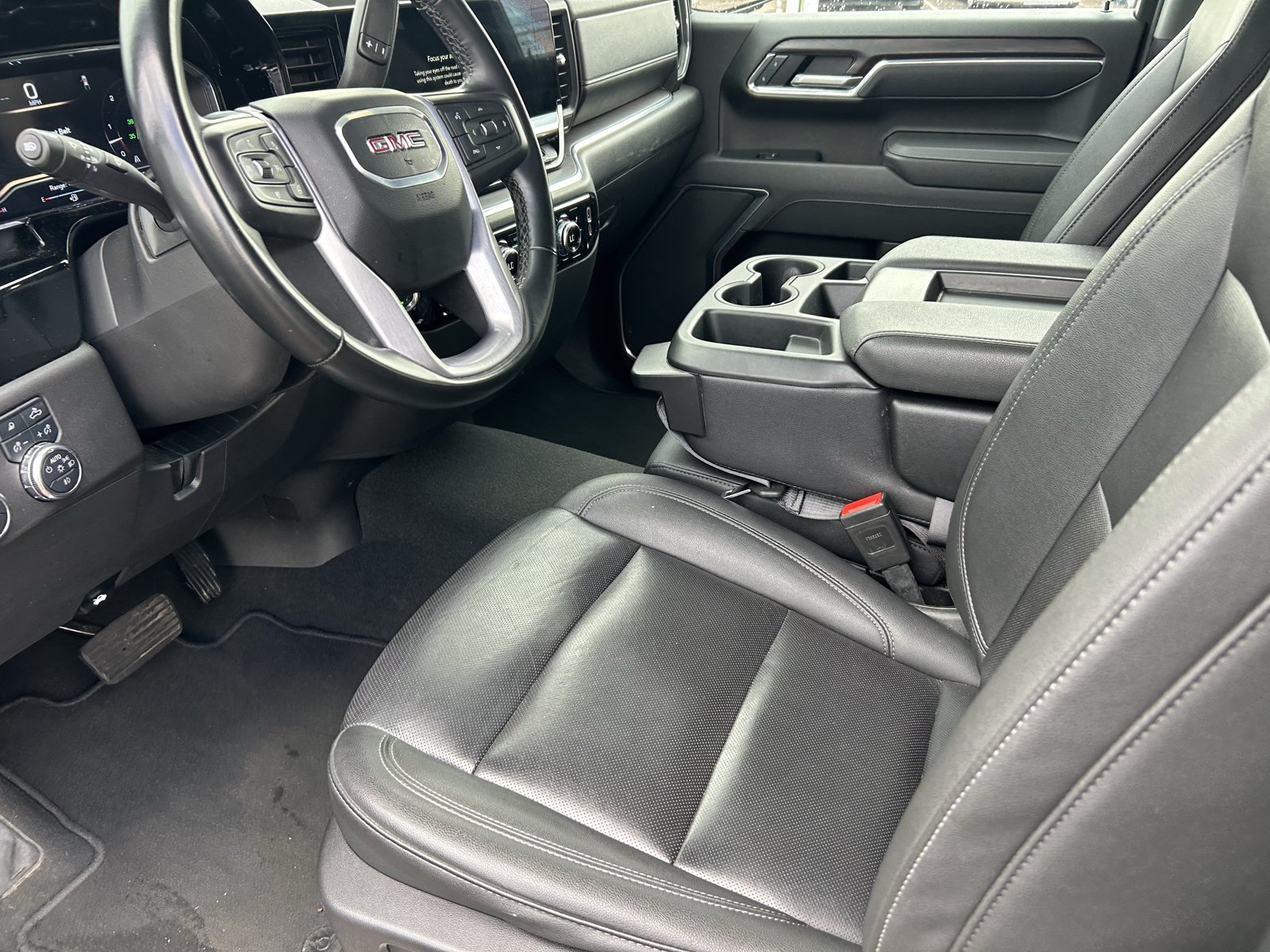 Used 2025 GMC Sierra 1500 SLT RWD image 10