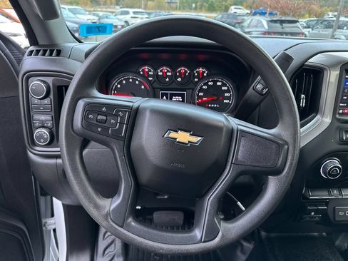 Used 2025 Chevrolet Silverado 3500 W/T w/ Snow Plow Prep/Camper Package AWD/4WD image 12