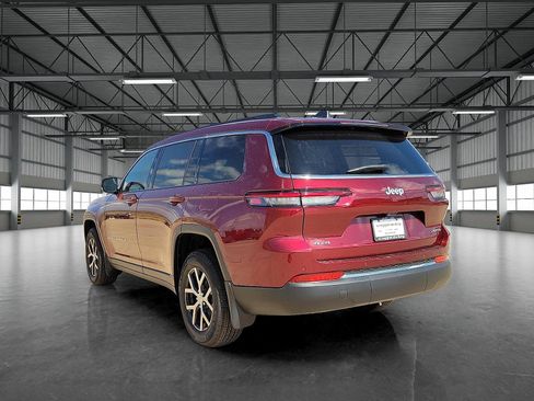 New 2025 Jeep Grand Cherokee L Limited w/ Trailer Tow Package image 3