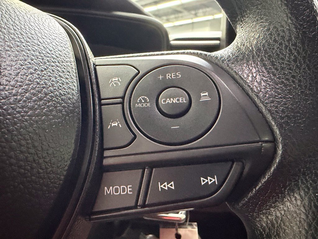 Used 2026 Toyota Corolla LE FWD image 20