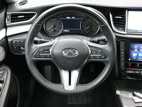 Used 2019 INFINITI QX50 Essential w/ Proactive Package FWD image 15