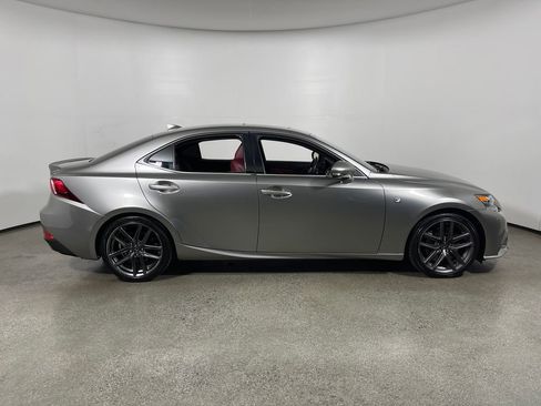 Used 2016 Lexus IS 200t w/ F Sport Package RWD image 2