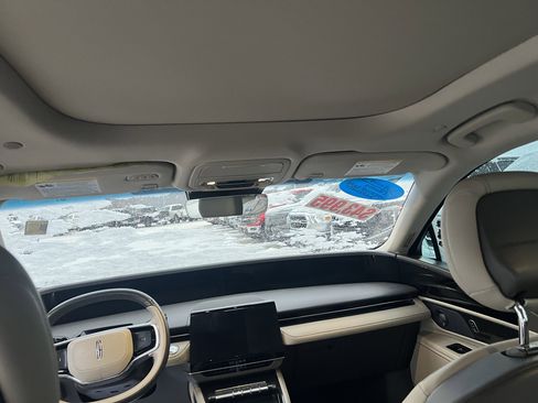 Used 2024 Lincoln Nautilus Premier w/ Equipment Group 102A image 20