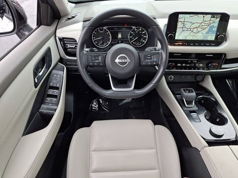 Certified 2023 Nissan Rogue SL w/ SL Premium Package image 11