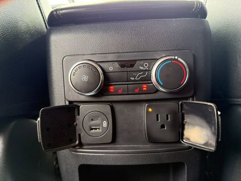 Used 2021 Ford Explorer Limited w/ Equipment Group 301A image 19