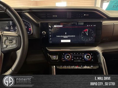 Used 2023 GMC Sierra 1500 Denali Ultimate AWD/4WD image 17