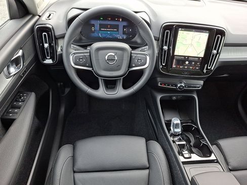 New 2026 Volvo XC40 B5 Plus w/ Protection Package Premier image 7