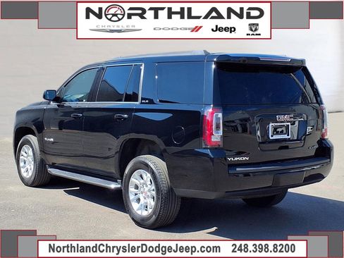 Used 2020 GMC Yukon SLE w/ Convenience Package AWD/4WD image 2