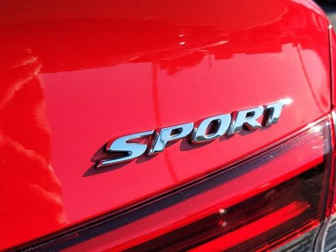 Used 2024 Honda Civic Sport image 8
