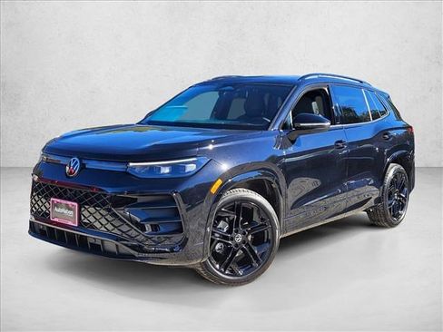 New 2026 Volkswagen Tiguan SE R-Line image 1