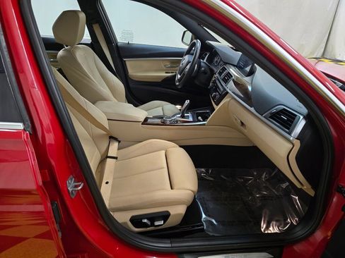 Used 2017 BMW 330e RWD image 11