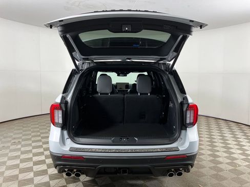 New 2026 Ford Explorer ST image 28