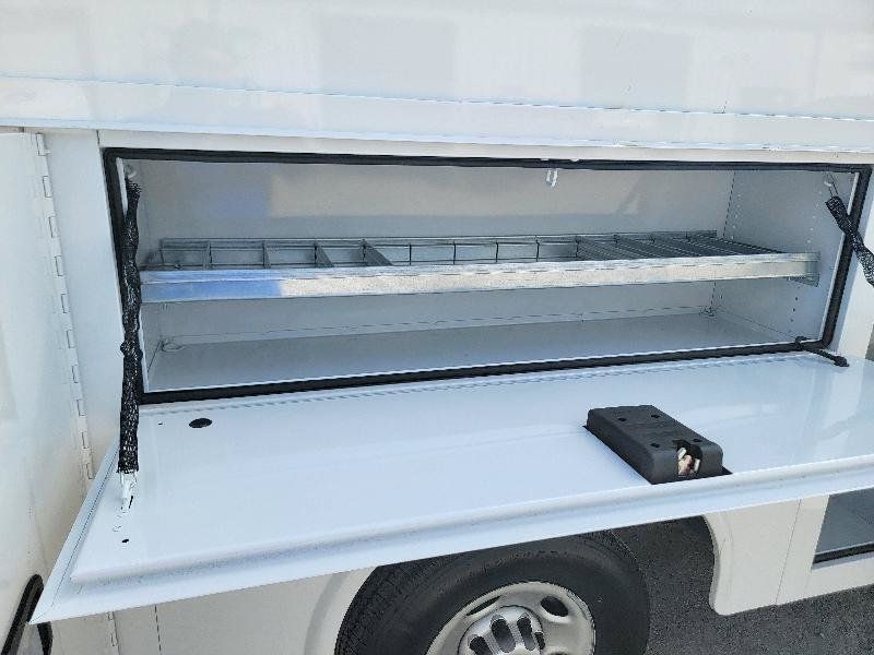 Used 2025 Chevrolet Express 3500 w/ Power Convenience Package RWD image 11