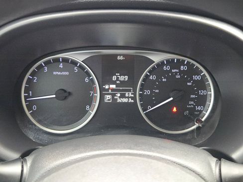 Used 2022 Nissan Kicks S FWD image 22
