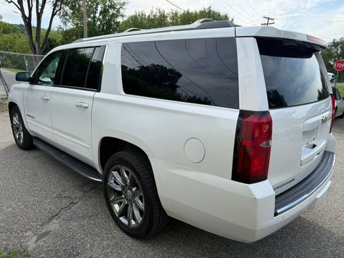 Used 2017 Chevrolet Suburban Premier AWD/4WD image 11