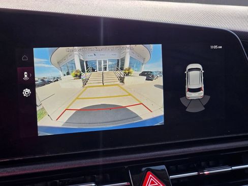 Certified 2023 Kia Niro Wind w/ Wind Preserve Package FWD image 23