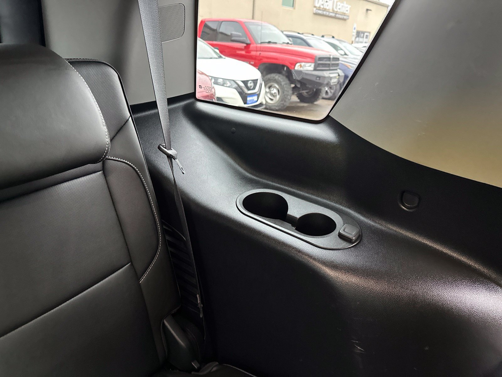 Used 2019 GMC Yukon Denali w/ Open Road Package AWD/4WD image 26