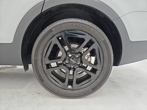 Used 2024 Kia Telluride EX X-Line AWD/4WD image 49