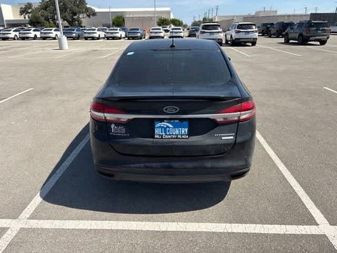 Used 2017 Ford Fusion Titanium FWD image 4