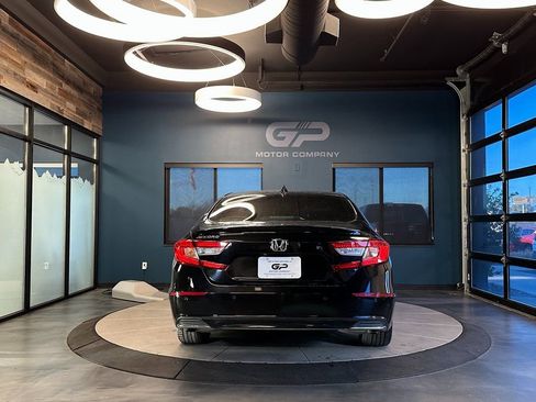 Used 2021 Honda Accord EX-L image 4