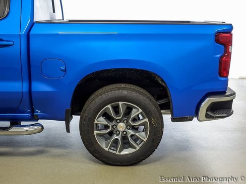 Certified 2026 Chevrolet Silverado 1500 LT AWD/4WD image 9