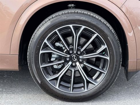 Used 2025 MAZDA CX-70 3.3 Turbo S w/ Premium Package image 12