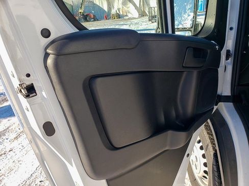 Used 2024 RAM ProMaster 2500 image 9