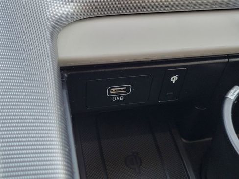 Used 2023 Hyundai Palisade Calligraphy image 29