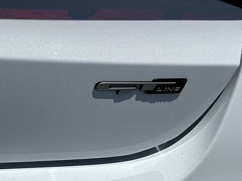 Used 2022 Kia K5 GT-Line FWD image 32