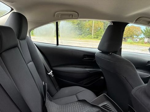 Used 2026 Toyota Corolla LE FWD image 24