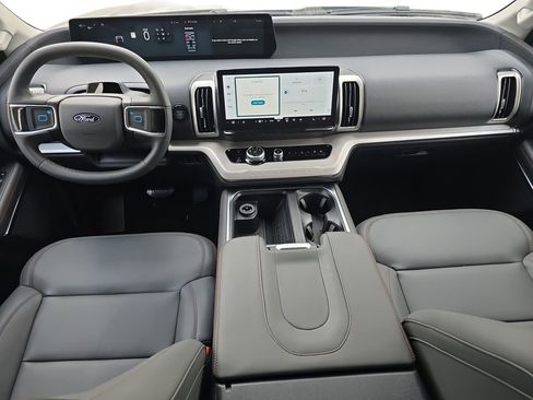 New 2025 Ford Expedition Max Active RWD image 16