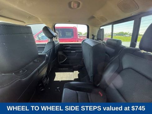 Used 2019 RAM 1500 Laramie AWD/4WD image 6