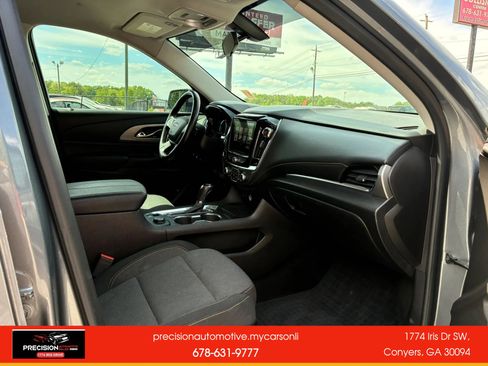 Used 2019 Chevrolet Traverse LT FWD image 29