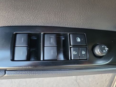 Used 2026 Toyota Camry SE w/ Multimedia Upgrade Package image 20