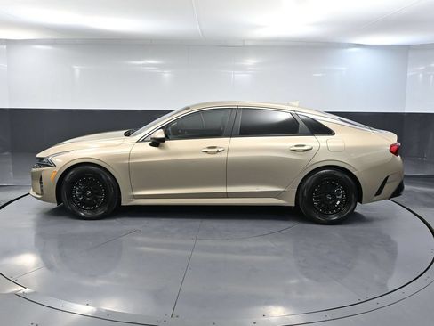 Used 2021 Kia K5 LXS AWD/4WD image 9