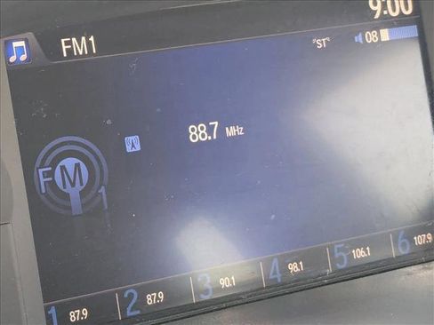 Used 2016 Honda Odyssey LX image 13