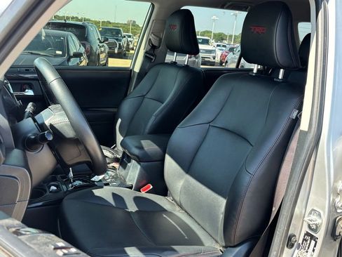 Used 2023 Toyota 4Runner TRD Off-Road Premium w/ Off Road Premium Plus Package AWD/4WD image 7