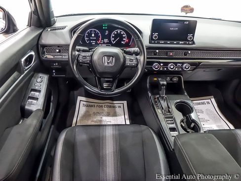 Used 2023 Honda Civic Sport image 17