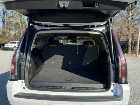 Used 2016 Cadillac Escalade ESV Premium image 30