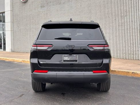 New 2026 Jeep Grand Cherokee L Limited w/ Limited Altitude Package image 4