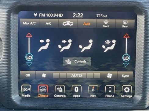 Used 2021 Jeep Gladiator Overland image 23