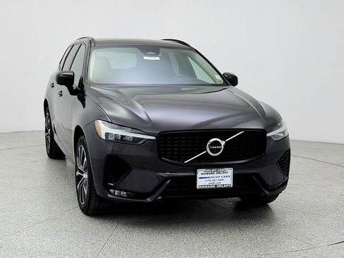 Used 2023 Volvo XC60 B5 Plus w/ Climate Package image 2