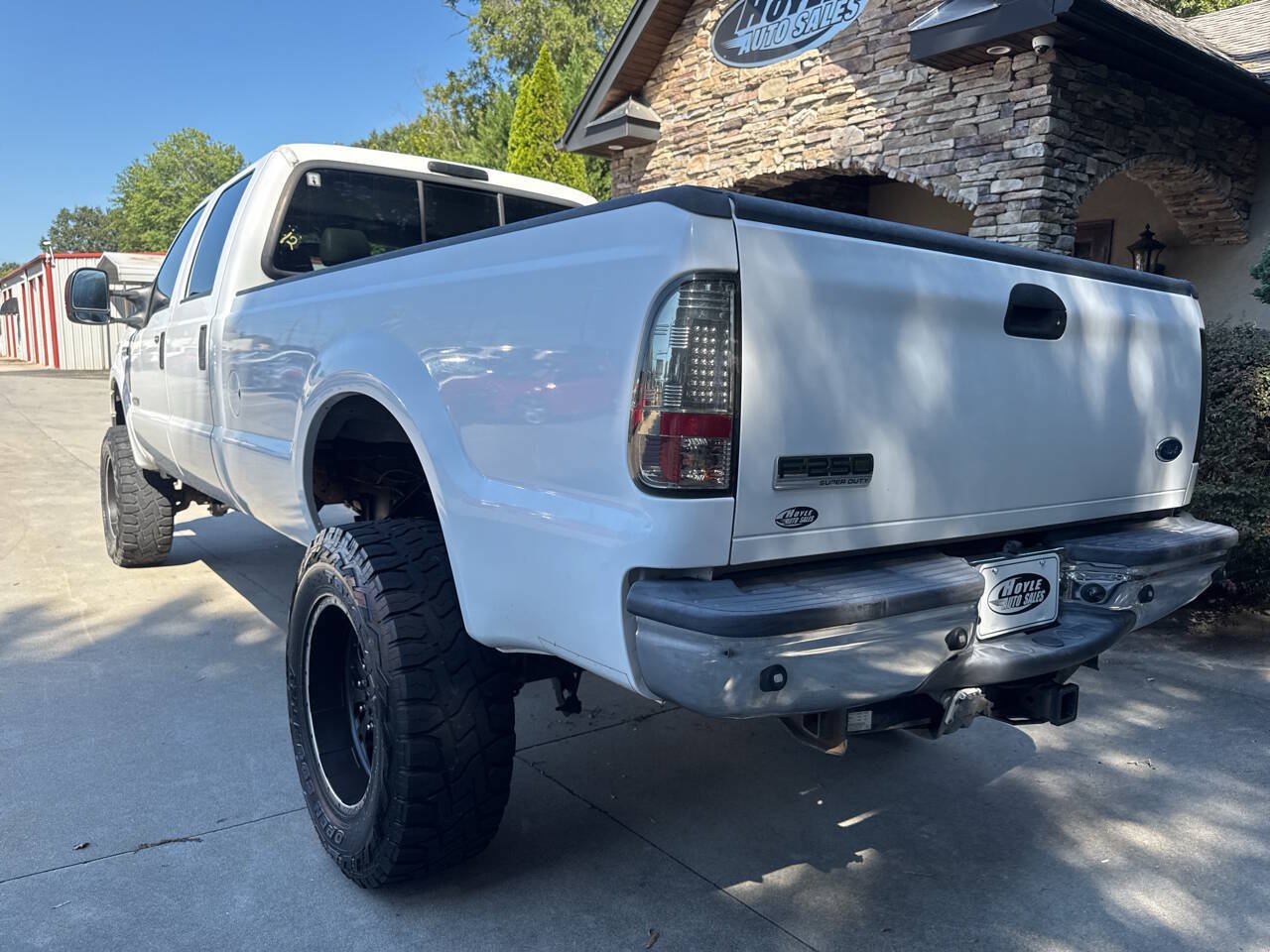 Used 2005 Ford F250 Lariat AWD/4WD image 3