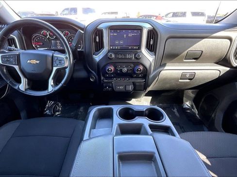 Used 2022 Chevrolet Silverado 2500 LT w/ Convenience Package image 10