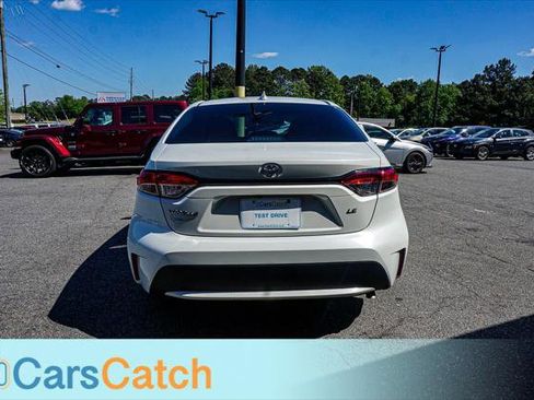 Used 2020 Toyota Corolla LE image 14