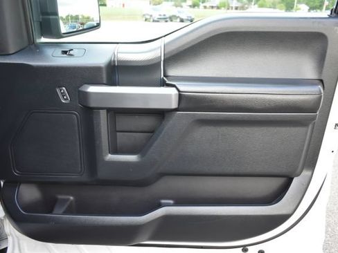 Used 2018 Ford F150 XLT w/ Equipment Group 302A Luxury AWD/4WD image 44
