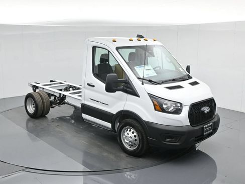 New 2026 Ford Transit 350 RWD image 30