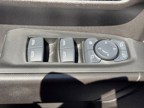 Used 2025 Chevrolet Silverado 2500 Custom w/ Custom Value Package image 24