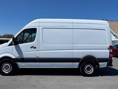 Used 2016 Mercedes-Benz Sprinter 2500 w/ Driver Comfort Package image 12