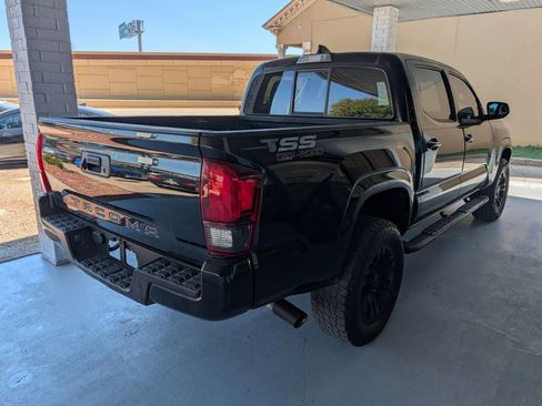 Used 2021 Toyota Tacoma SR5 image 5